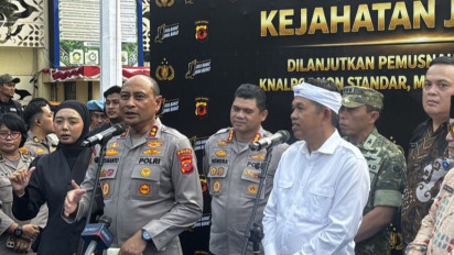 Apresiasi Langkah Polda Jabar, Dedi Mulyadi Ikut Musnahkan Barang Bukti dari Ratusan Kejahatan Jalanan