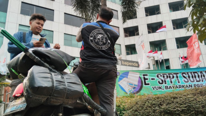 Cerita Kurir Kirim Paket ke Gedung Bapenda Jakarta yang Terbakar: Bingung Saya Nganternya ke Mana 