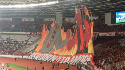 32 Tahun Penantian, Milanisti Indonesia Sambut AC Milan dengan Tifo Mewah di Satdion Gelora Bung Karno