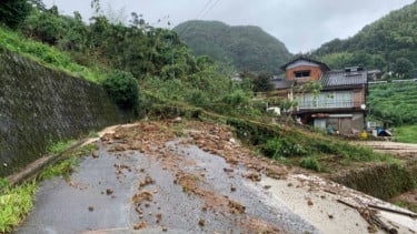Longsor Hantam Nagano, Jepang, Empat Ratus Orang Terisolasi