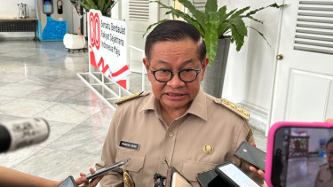 JPO Lama di Rasuna Said Dibongkar, Pramono Pilih Akses Terintegrasi yang Ramah Disabilitas