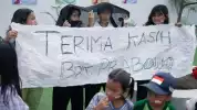KNPS Resmikan Taman Belajar di Huntara Senen, Anak-Anak Sampaikan Terima Kasih ke Prabowo