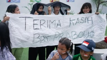 KNPS Resmikan Taman Belajar di Huntara Senen, Anak-Anak Sampaikan Terima Kasih ke Prabowo