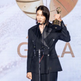 Kim Yeon-koung Idola Megawati Hangestri Raih Penghargaan Prestisius di AVC Gala Awards 2025, Tetap Jadi Ikon Voli Asia