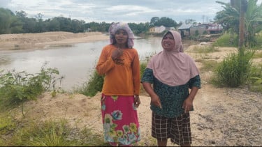 Pascabencana, Warga Tapteng Tagih Janji Gubernur Sumut Bangun Tanggul Penahan Banjir