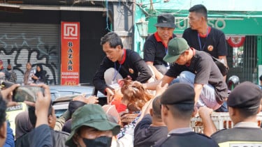 Peternak di DIY Terjepit Harga Pakan yang Kian Melambung, Ribuan Ayam Dibagikan Cuma-cuma kepada Pengunjung Malioboro