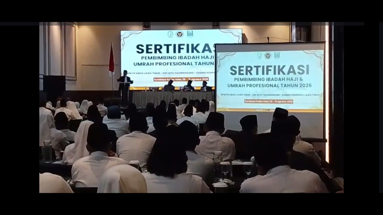 Tingkatkan Pelayanan Haji, Kemenhaj dan Fk KBIHU Jatim Gelar Sertifikasi Profesional untuk Pembimbing Haji
            - galeri foto