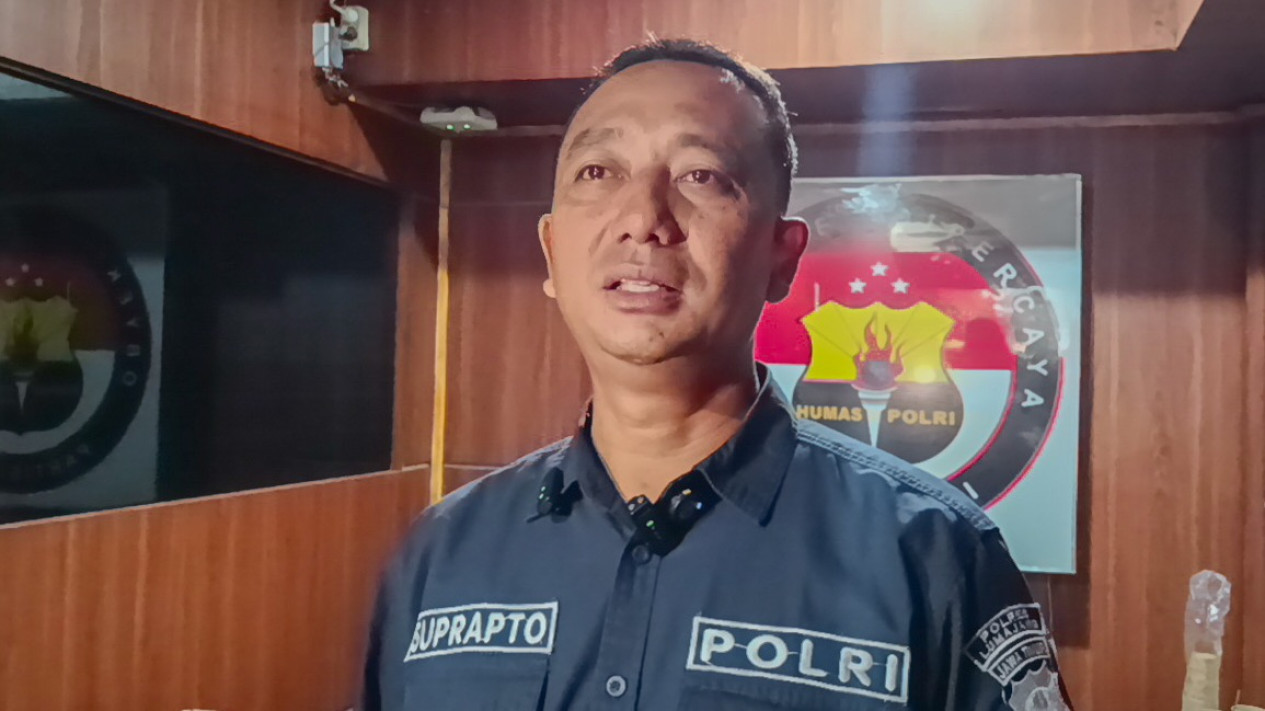 Tolak Ajakan Rujuk Mantan Suami, Istri di Lumajang jadi Korban KDRT
            - galeri foto
