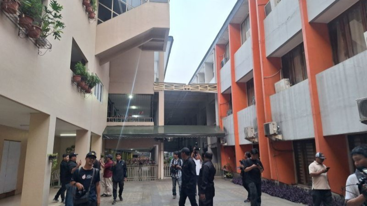 KPAI: Sekolah Lakukan PJJ Jadi Langkah Tepat Sikapi Temuan Senjata
            - galeri foto