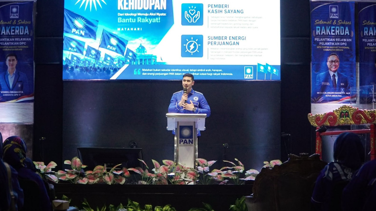 Fraksi PAN Kecam Promosi Minuman Keras Menggunakan Ayat Suci Al Quran: Ini sudah Keterlaluan
            - galeri foto