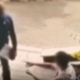 Menegangkan! Debt Collector Berotot Kekar Hantam Pria dengan Kursi Besi di Bekasi Viral, Ini Motifnya