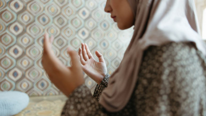 Membuka Peluang Baru Bagi Rezeki yang Tersendat, Doa Pembuka Rezeki Sebagai Penenang Hati dan Penguat Ikhtiar