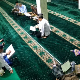 Mashaallah! Kakek di Semarang Meninggal saat Tadarus di Masjid Viral, Keluarga Ungkap Alasan Bagikan Rekaman CCTV