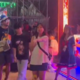 No Sensor! Ini Tampang Gadis Baju Putih yang Inisiatif Tukar Sebotol Miras dengan Hafalan Ad-Dhuha