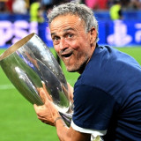 Pengakuan Jujur Luis Enrique usai PSG Taklukkan Aston Villa 2-1 untuk Juarai Piala Super Eropa 2026