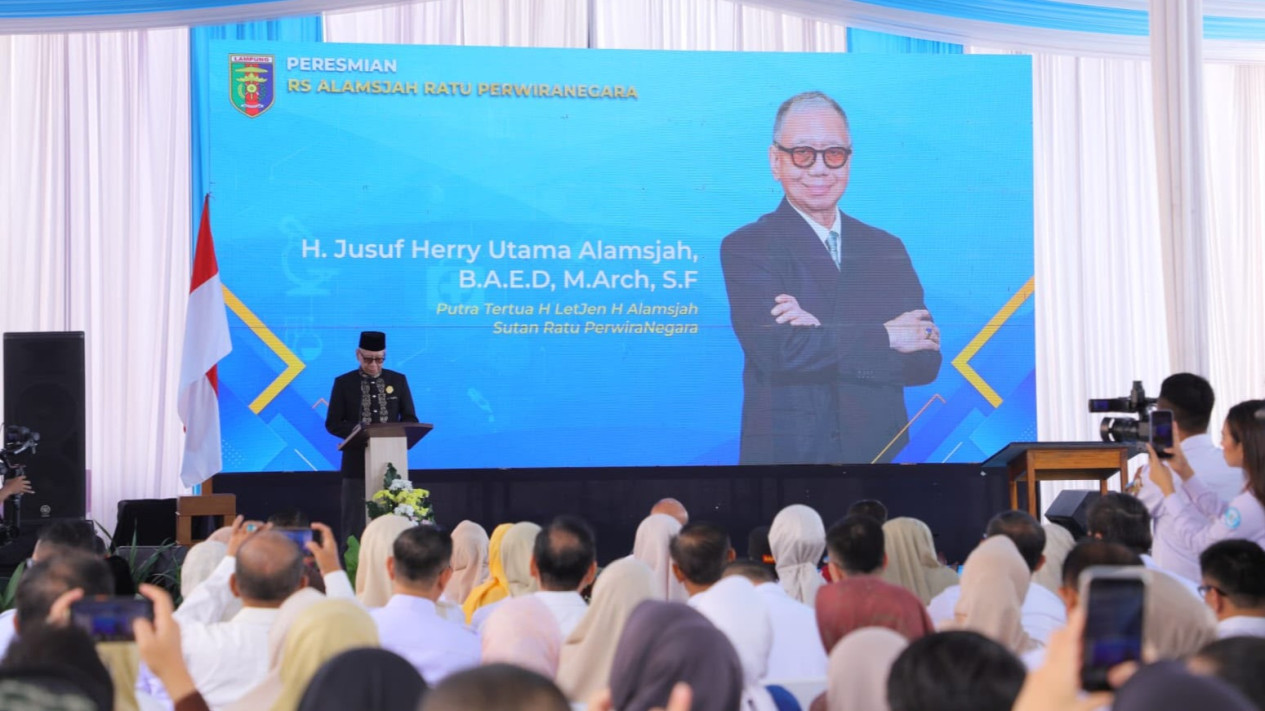 Herry Alamsjah dan Gubernur Lampung Resmikan Rumah Sakit Alamsjah Ratuperwiranegara di Lampung
            - galeri foto