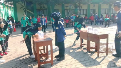 Lomba Unik Meriahkan HUT RI, Melatih Kekompakan dan Ketangkasan Siswa