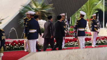 Prabowo Tiba di Gedung MPR Pukul 08.05 WIB Disambut Gibran hingga Ahmad Muzani