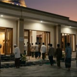 Adab Penting Menuju Masjid, Amalkan Lafadz Doa Masuk Masjid Beserta Artinya Agar Mendapat Berkah
