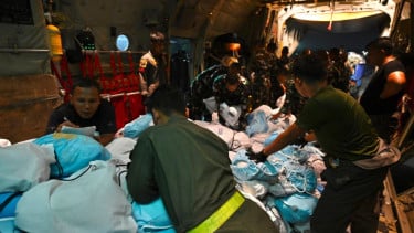 Sebanyak 27 Ton Logistik Dikirim ke NTT, 3.500 Personel TNI-Polri Dikerahkan Tangani Pascagempa