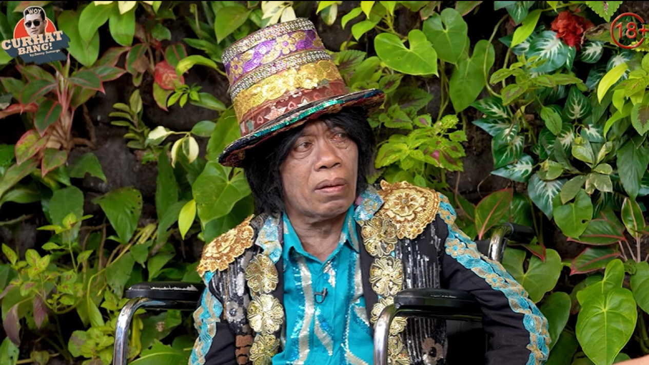 Apa Kabar Pak Tarno? Pesulap Tradisional yang Pernah Terkenal di Televisi, Kini Sibuk Cari Kerja di Kawasan Kota Tua
            - galeri foto