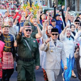 Ribuan Warga Makassar Ikuti Jalan Sehat Anti Mager dan Kirab Karnaval HUT ke-81 RI
