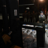 Hari Kedua Gempa NTT, Seskab Teddy Sebut Tambahan 25 ton Bantuan Telah Tiba di NTT