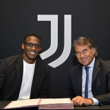 Bursa Transfer Juventus: Satu Pemain Baru Resmi Diumumkan, Teka-Teki Kiper Baru Segera Terjawab