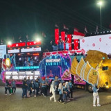 Prabowo dan Gibran Saksikan Karnaval HUT 81 RI di Monas, Parade Kendaraan Hias Program Prioritas