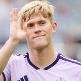Para Legenda Manchester United Soroti Kebijakan Transfer Setan Merah yang Siap Obral Pemain Muda demi Bek Newcastle