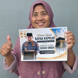HUT RI ke-81 Jadi Momen Haru, Kapolri Beri Kado Tak Terduga untuk ART yang Sejak Usia 8 Tahun Berjuang Hidupi Keluarga