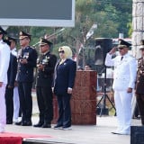 Tak Ada Kursi VIP di Upacara HUT RI, Lucky Hakim Ajak Pejabat Berdiri Kepanasan Bareng Warga