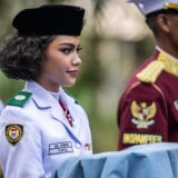 SOSOK Neeltje Deliana Insjowi, Siswi SMAN 8 Kota Jayapura Sukses Jadi Pembawa Baki Penurunan Bendera Merah Putih