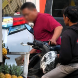 Viral Motor Driver Ojek Dirusak Pengemudi Alphard, Politisi Bantu Berikan Motor Baru