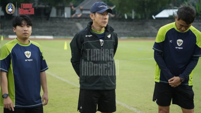 Unggahan Terbaru Shin Tae-yong Soal Persija Dikerubungi Fans, Suporter Timnas Indonesia Akui Gagal Move On