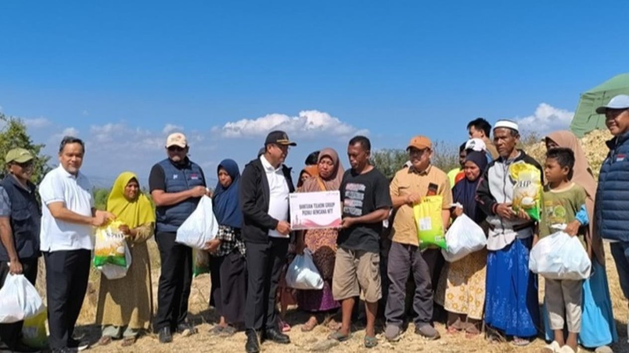 Konektivitas Digital Kembali Normal 100%, TelkomGroup Tuntaskan Perbaikan Infrastruktur Pascagempa NTT
            - galeri foto