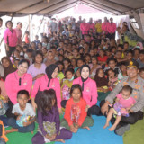 Kapolda NTT Kunjungi Pengungsian Gempa Maumere, Beri Trauma Healing dan Bantuan Anak