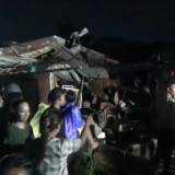 Cuaca Buruk Angin Puting Beliung Hantam Puluhan Rumah Warga di Kota Medan