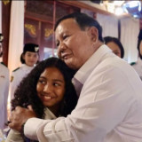Ketika Presiden Prabowo Jamu Petugas Upacara HUT Ke-81 RI di Hambalang