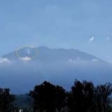 Asap Tebal di Sekitar Gunung Raung, Ini yang Dikatakan Badan Geologi