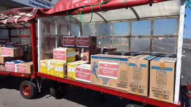 Bantuan Korban Gempa NTT Dikirim dari Surabaya, Ada Susu hingga Obat