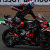 Berhasil Bantu Marco Bezzecchi Bangkit dari Hasil Buruk, Ternyata Ini yang Dilakukan Aprilia Sebelum MotoGP Inggris 2026