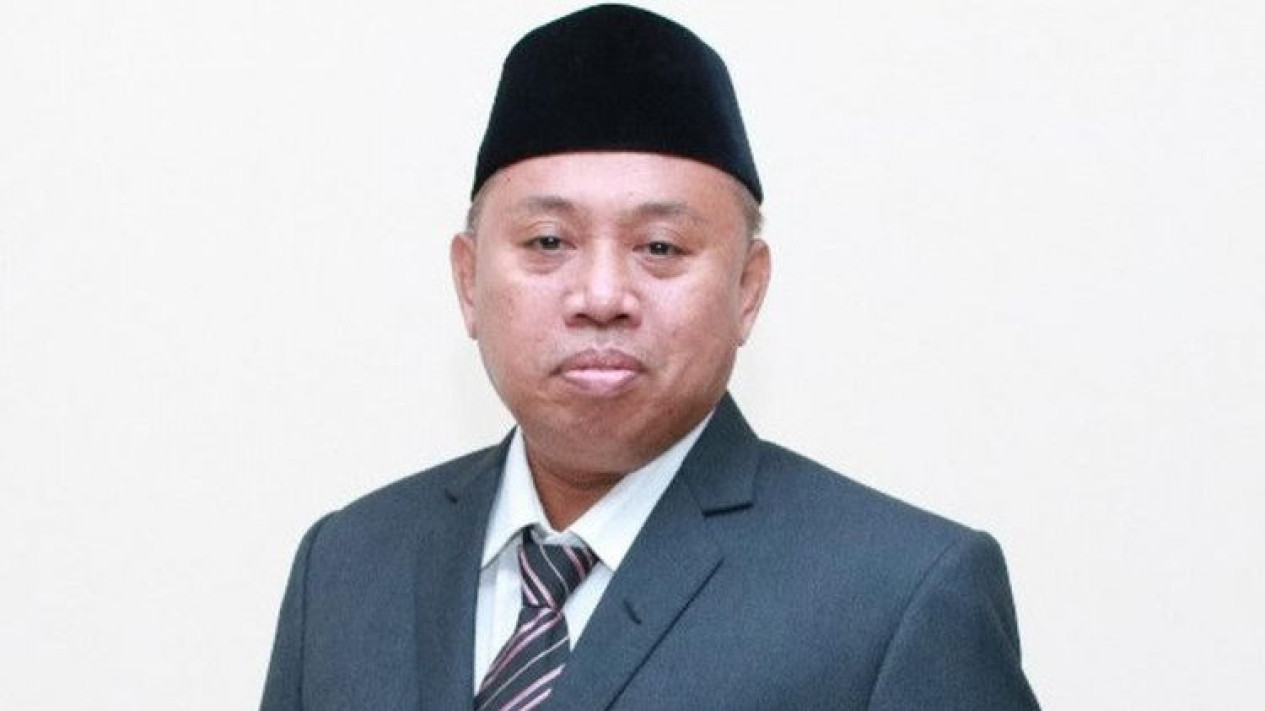Bikin Melongo! Berikut Deretan Harta Kekayaan Rektor Unsoed yang Kini Ditangkap KPK
            - galeri foto