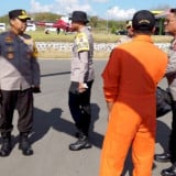 Irjen Rudi Darmoko Tinjau Riung, Mbay, dan Palue Pascagempa Flores Naik Helikopter