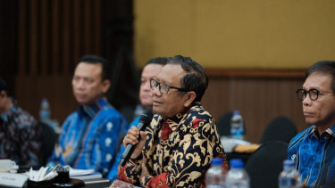Dihadiri Mahfud MD Sebagai Ketua Dewan Penasehat, Rampimnas IKA UII 2026 Digelar dengan Komitmen Perkuat Peran Alumni