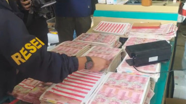 Polda Metro Bongkar Sindikat Pembuatan Uang Palsu di Tangsel, Amankan 360.000 Lembar Pecahan Rp100 Ribu