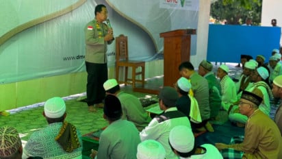 Kunjungi Nagekeo Terdampak Gempa, Kapolda NTT Beri Bantuan Rp100 Juta ke Masjid