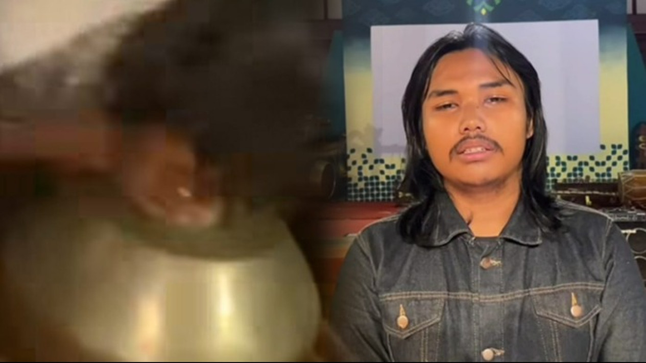 Mahasiswa UNS Ikut Berjoget Tidak Pantas di Pendopo ISI Surakarta: Saya Tidak Sopan Terhadap Gamelan
            - galeri foto