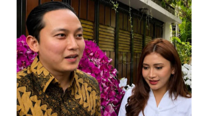 Prabowo Jadi Saksi Akad Nikah Sespri Rizky Irmansyah dan Chika Yenalovi
