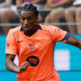 Alejandro Balde Diminati Manchester United, Begini Situasi Barcelona Jelang Penutupan Bursa Transfer